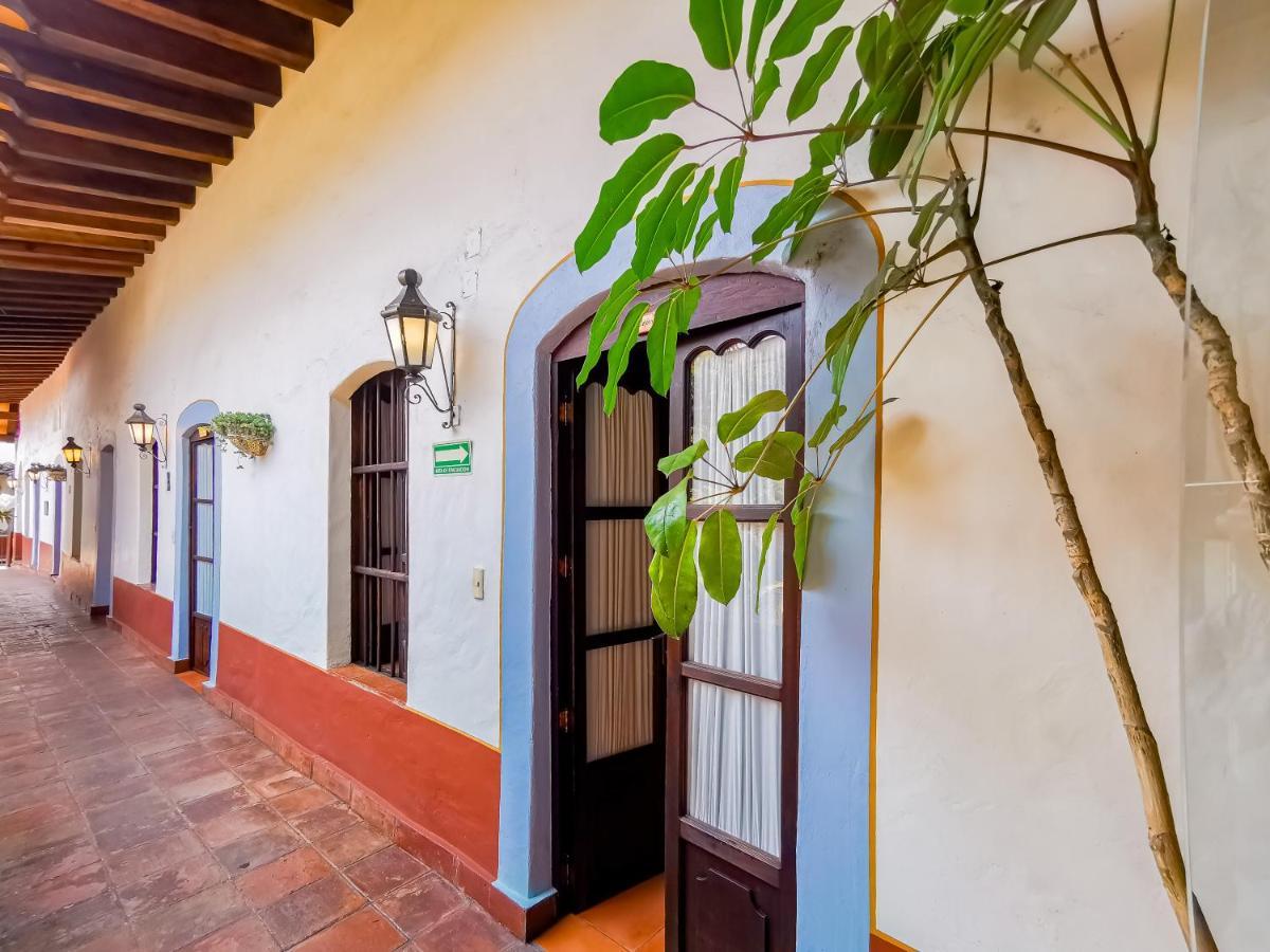 Meson Del Alferez Xalapa Hotel Bagian luar foto