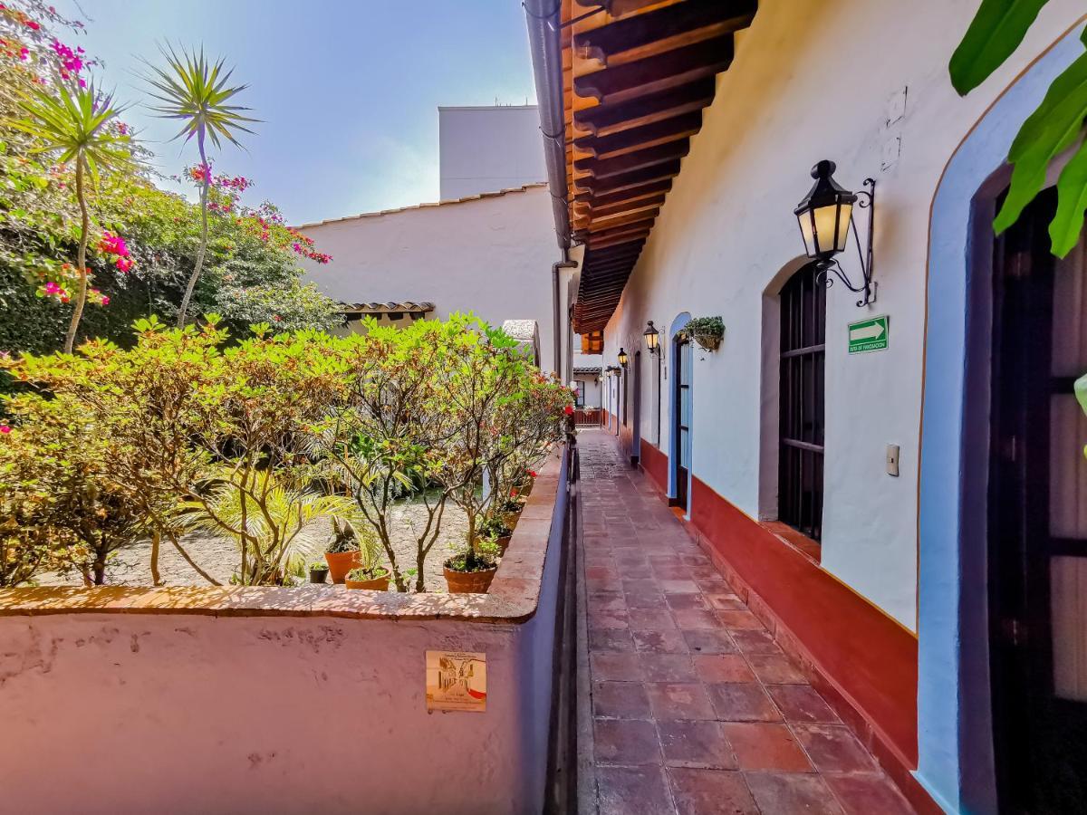 Meson Del Alferez Xalapa Hotel Bagian luar foto