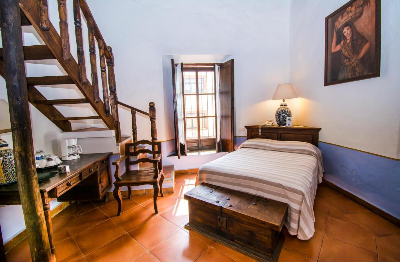 Meson Del Alferez Xalapa Hotel Bagian luar foto
